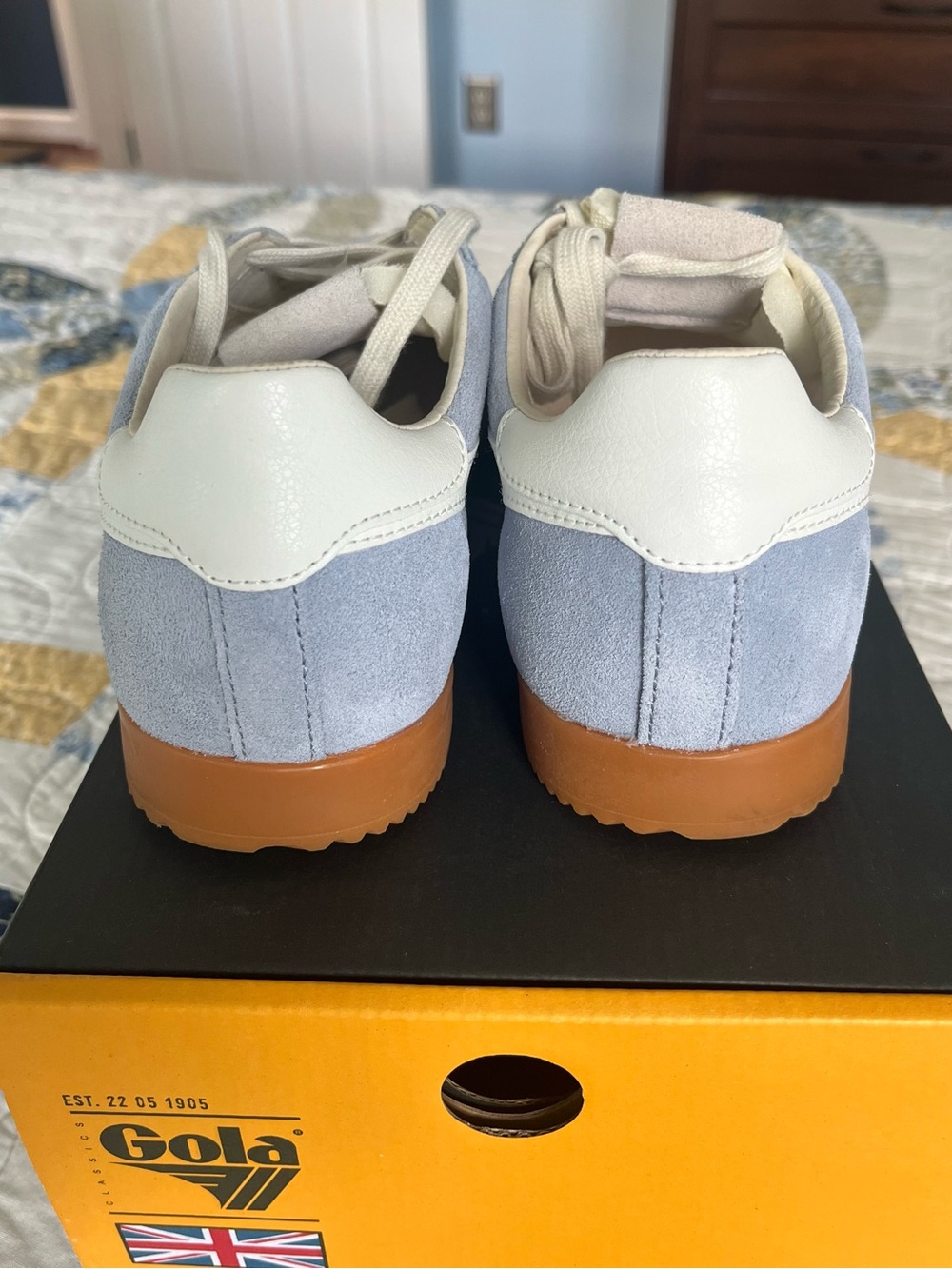Gola Elan Air and White Sneakers - Picture 5 of 8